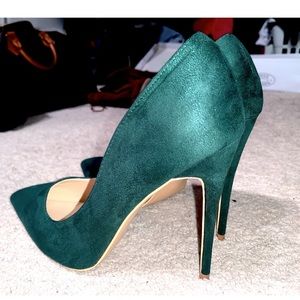 Green Pointed Toes Shoes💚‼️